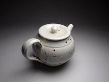 Load image into Gallery viewer, Jingdezhen Glazed Stoneware Teapot, 素直手工茶壶, 190ml
