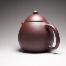 Load image into Gallery viewer, Lao Zini Dragon Egg Yixing Teapot, 老紫泥龙蛋壶, 195ml
