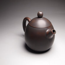 Load image into Gallery viewer, 140ml Dragon Egg Nixing Teapot 坭兴龙蛋壶 by Wu Sheng Sheng
