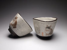 Load image into Gallery viewer, Three-sided Kitty Cat Kohiki style stoneware teacups, 50ml
