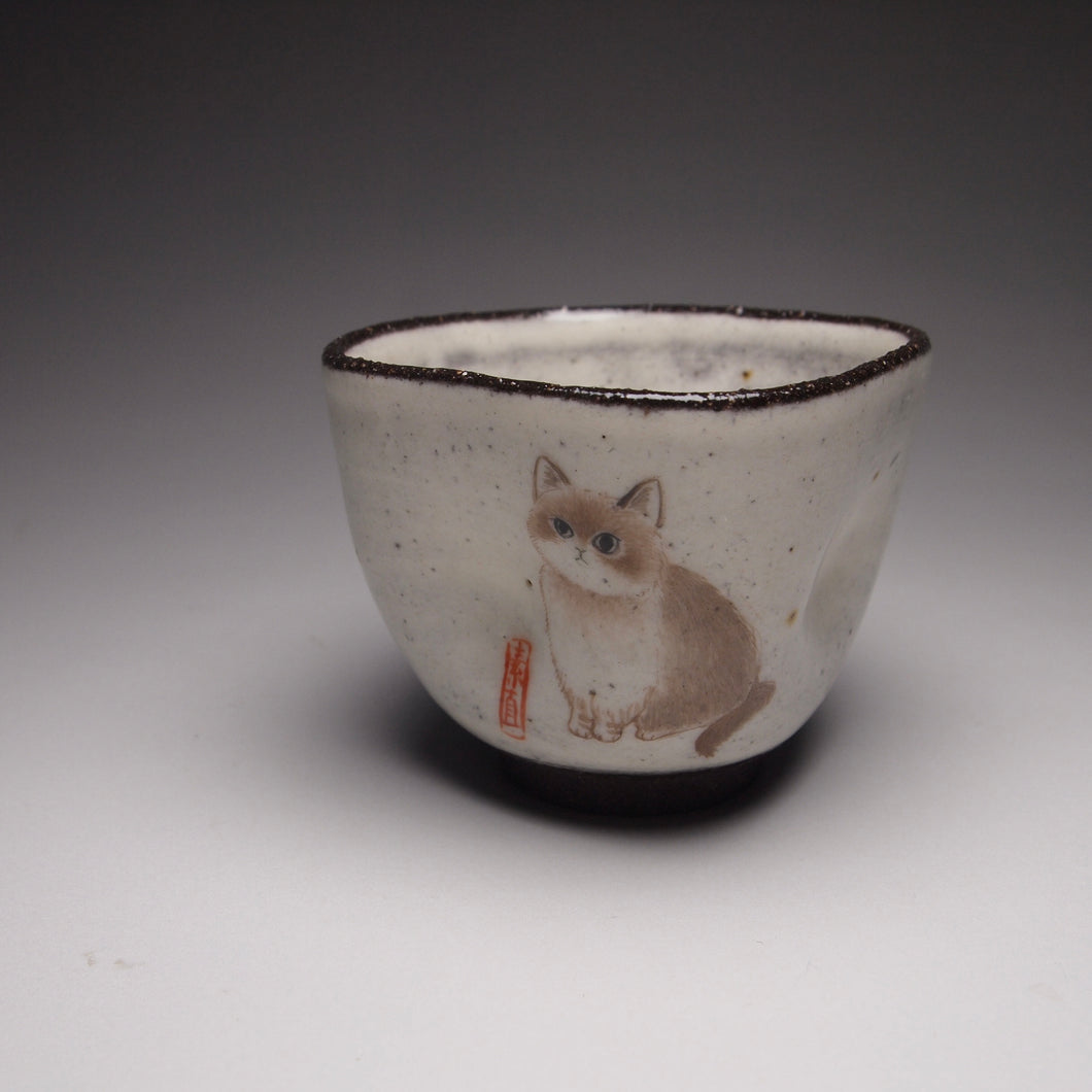 Four-sided Kitty Cat Kohiki style stoneware teacups, 50ml