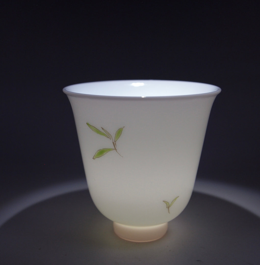 Fencai Bamboo Leaf Jingdezhen Porcelain Teacup, 竹叶花神杯, 60ml