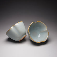 Load image into Gallery viewer, Pair of Matching 50ml Four-Lobed Azure Ruyao Teacups, 天青汝窑四瓣对杯
