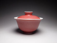 Load image into Gallery viewer, Fanggu JiangDouHong (Peach Blossom) Porcelain Gaiwan 仿古豇豆红盖碗
