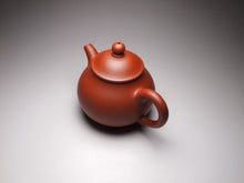 Load image into Gallery viewer, Hand-Picked Red Jiangponi Panhu Yixing Teapot 降坡红泥潘壶 150ml
