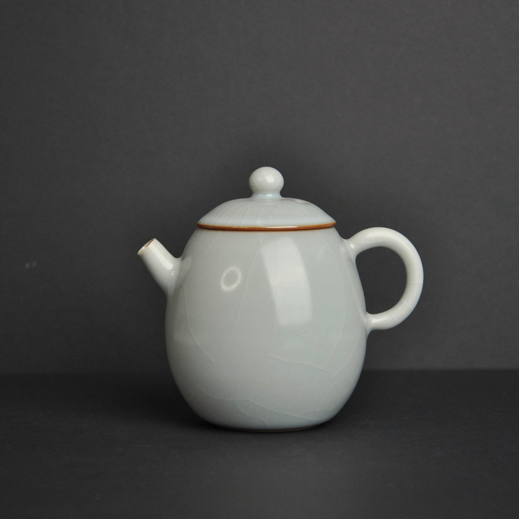 136ml Little Longdan Ruyao Teapot