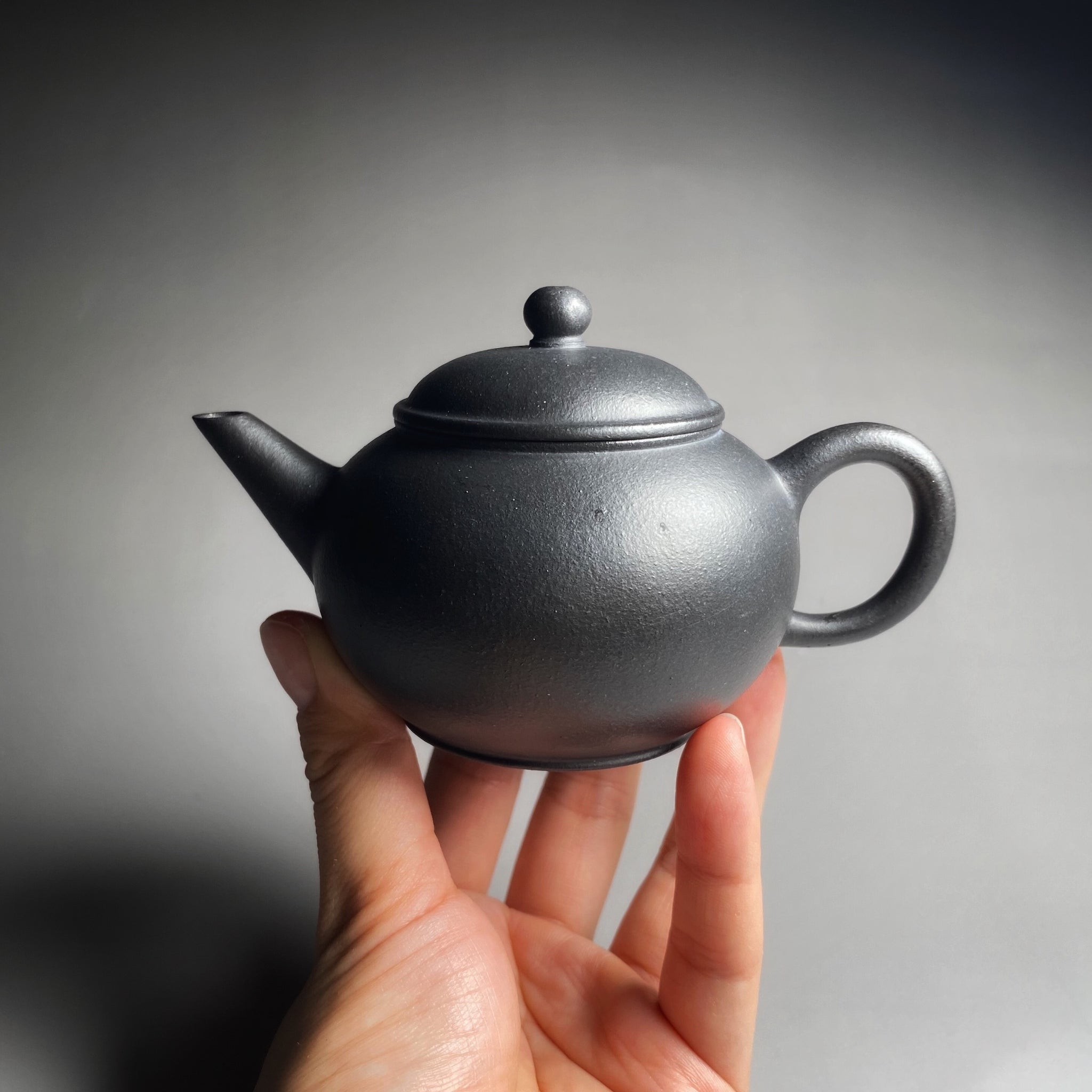 What is Heini? Wuhui and Black Yixing Teapots – MudandLeaves