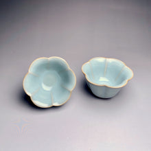 Load image into Gallery viewer, Pair of Matching 30ml Morning Glory Azure Ruyao Teacups, 天青汝窑茶杯

