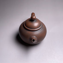 Load image into Gallery viewer, 125ml Shuiping Nixing Teapot by Zhou Yujiao
