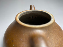 Load image into Gallery viewer, Wood Fired Huangjin Duan Hulupiao Yixing Teapot, 柴烧黄金段葫芦瓢, 125ml
