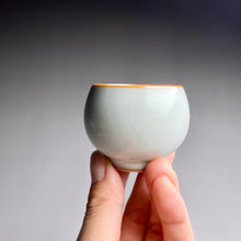 Load image into Gallery viewer, 30ml Mini Moon White Ruyao Teacup, 小月白汝窑茶杯
