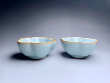 Load image into Gallery viewer, Pair of Matching 75ml Five-Lobed Azure Ruyao Teacups, 天青汝窑茶杯
