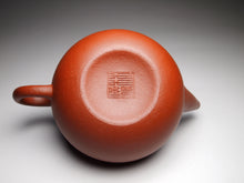Load image into Gallery viewer, Zhuni Xishi Shuiping Yixing Teapot, 朱泥西施水平, 120ml
