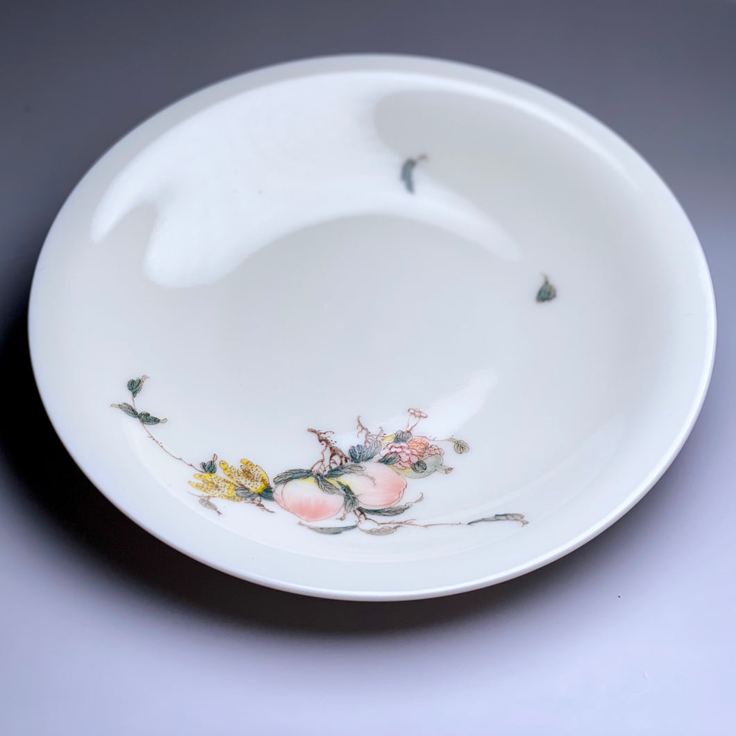 Peaches Motif Youzhongcai Jingdezhen Porcelain Saucer / Tea Boat