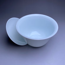 Load image into Gallery viewer, 125ml Ruchu Jingdezhen White Porcelain Gaiwan
