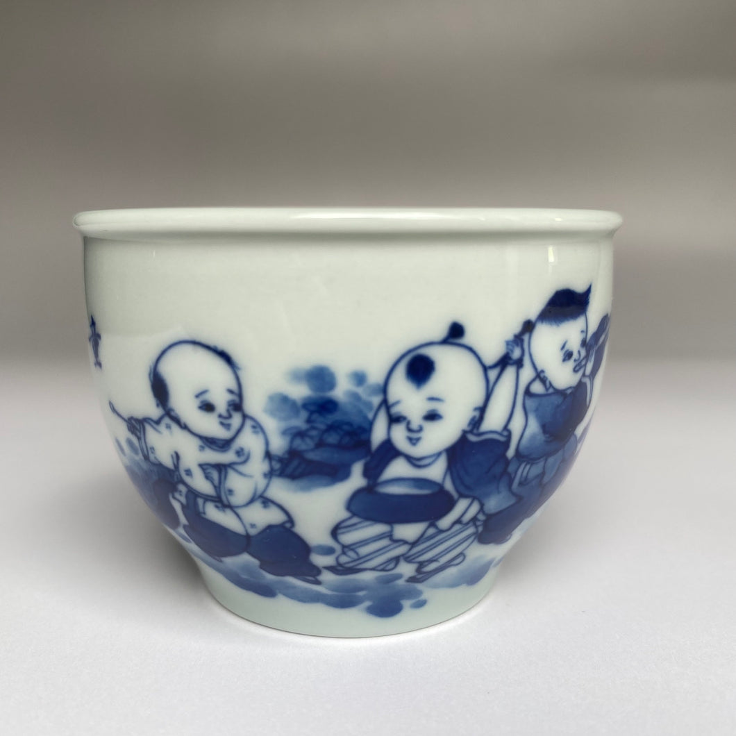 90ml Qinghua Children Playing Instruments Fanggu Jingdezhen Porcelain Teacup,   仿古全手工青花童趣福寿杯