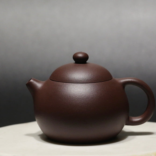 Lao Zini HuangYingchun Xishi Yixing Teapot, 老紫泥黄寅春款西施,125ml