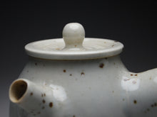 Load image into Gallery viewer, Jingdezhen Stoneware Side Handle Teapot, 素直手工茶壶, 135ml
