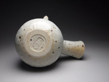 Load image into Gallery viewer, Jingdezhen Stoneware Side Handle Teapot, 素直手工茶壶, 135ml
