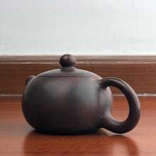 Load image into Gallery viewer, 220ml Large Xishi Nixing Teapot by Zhang Zhenhe
