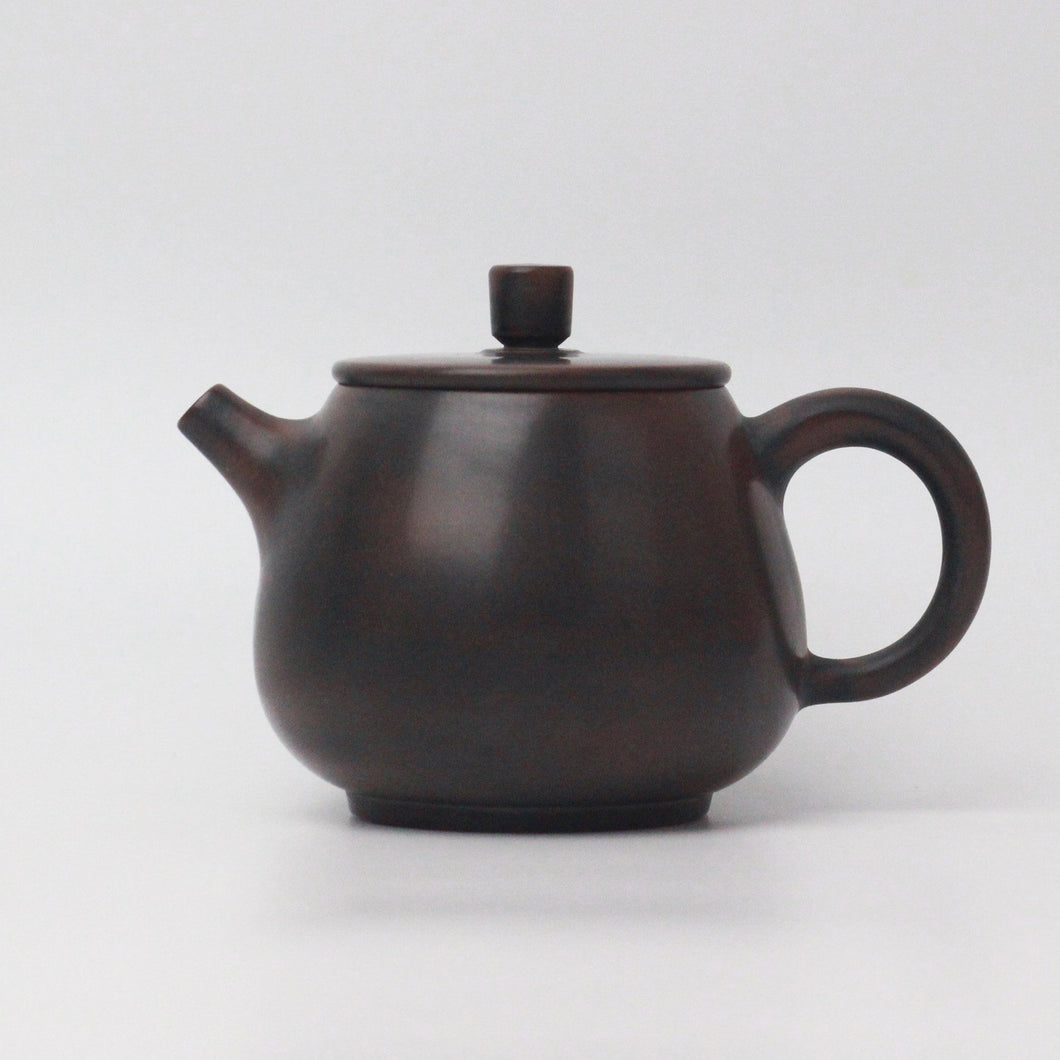220ml Futong Nixing Teapot by Huang Likang