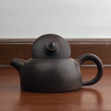 Load image into Gallery viewer, 120ml Banyue Nixing Teapot by Zhang Zhenhe
