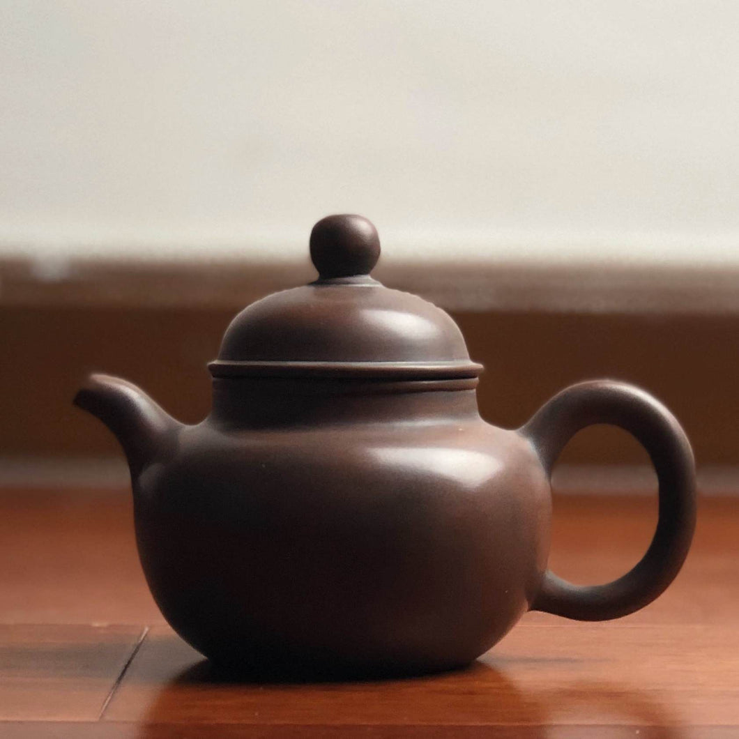 180ml DuoQiu Nixing Teapot by Li Changquan