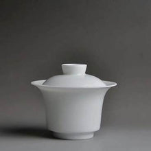 Load image into Gallery viewer, 188ml Tall Shuiping Tianbai Jingdezhen Porcelain Gaiwan
