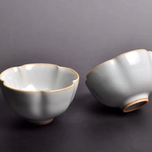 Load image into Gallery viewer, Pair of Matching 86ml Five Lobed Ruyao Sky Blue 天青 Tea Cups
