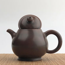 Load image into Gallery viewer, 160ml Pear Nixing Teapot by Li Changquan
