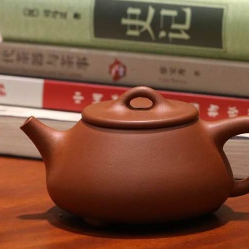 Hongni 红泥 Shipiao Yixing Teapot, 200ml