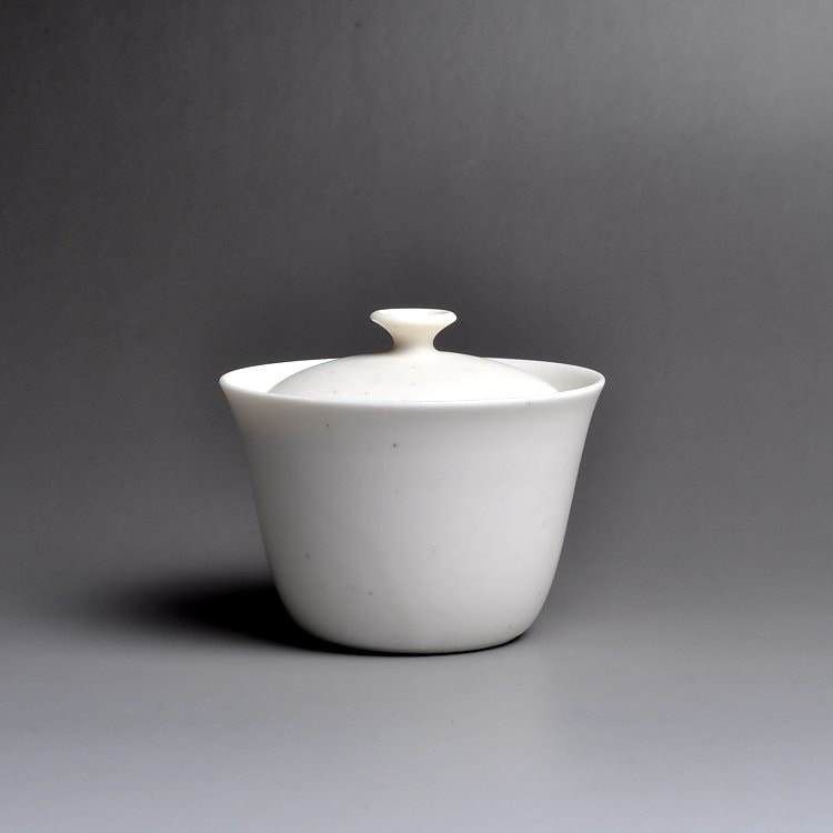 110ml Ceramic XiaoBai 晓白 Series Gaiwan by Taoshan Studio 桃山房