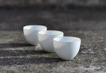 Load image into Gallery viewer, 36ml Tianbai Jingdezhen Porcelain Chicken Egg Cup
