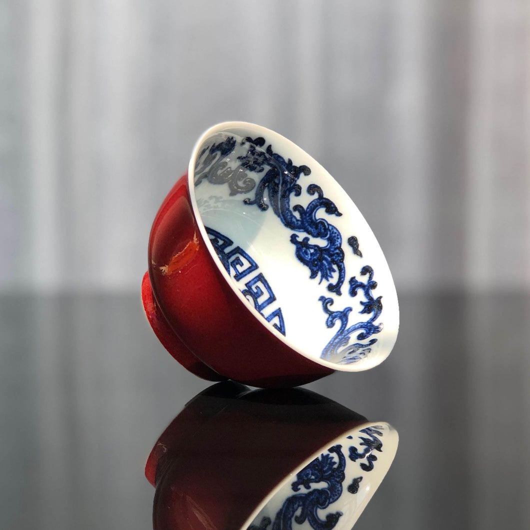 105ml Jihong Glaze Qinghua Porcelain Auspicious Dragons and Bats Cup