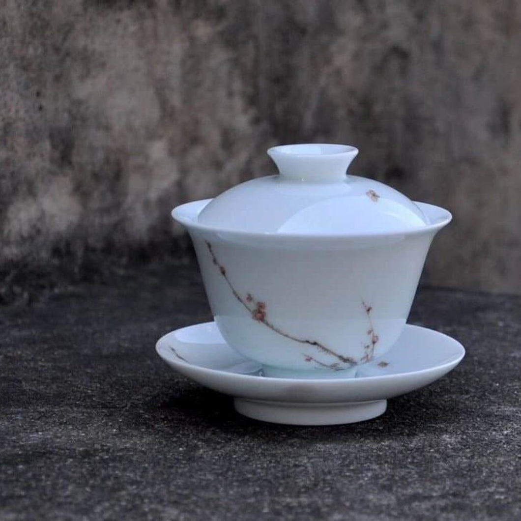 Plum Blossom Youzhongcai Jingdezhen Porcelain Gaiwan, 110ml