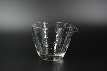 Load image into Gallery viewer, 230ml Hammered Glass FairCup/Pitcher

