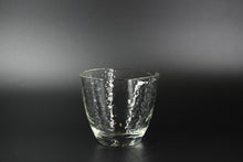 Load image into Gallery viewer, 230ml Hammered Glass FairCup/Pitcher
