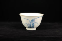 Load image into Gallery viewer, 130ml Youzhongcai Orchids Flower Goddess Cup
