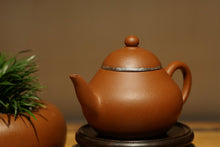 Load image into Gallery viewer, Silver Rim Zhuni 朱泥 Pear Yixing Teapot, 130ml
