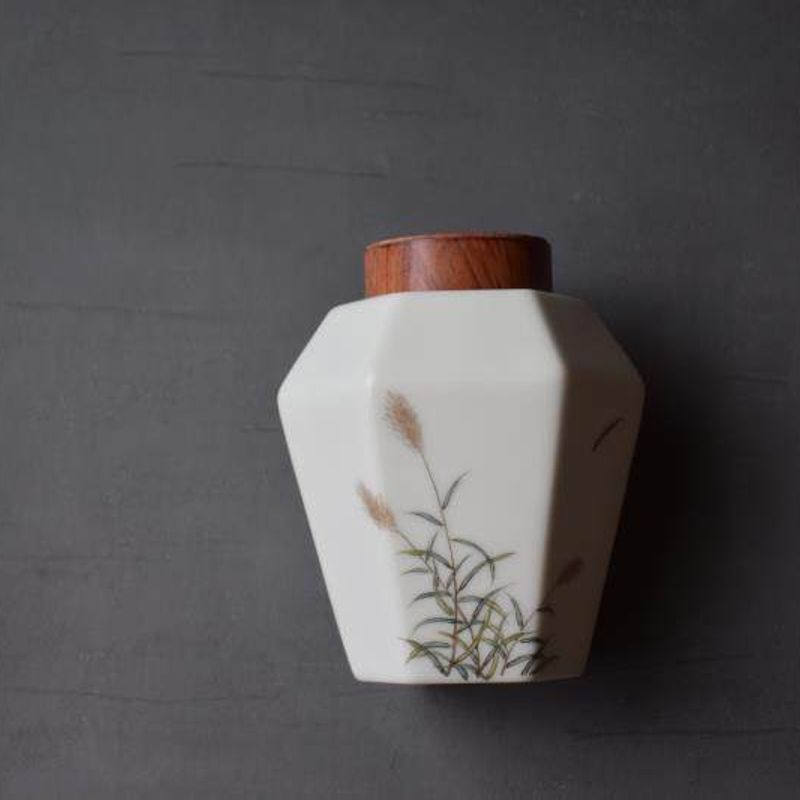 Reeds Motif Hexagon Blanc de Chine Porcelain Tea Caddy (Wooden Lid), 450ml