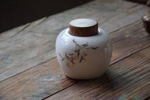 Load image into Gallery viewer, Peaches Motif Large Blanc de Chine Porcelain Tea Caddy (Wooden Lid), 600ml

