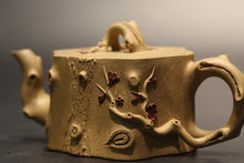 Load image into Gallery viewer, 范爱娟作品-全手工梅桩本山段泥 Fully Handmade Benshan Duanni Plum Blossom Yixing Teapot by Fan Aijuan, 300ml
