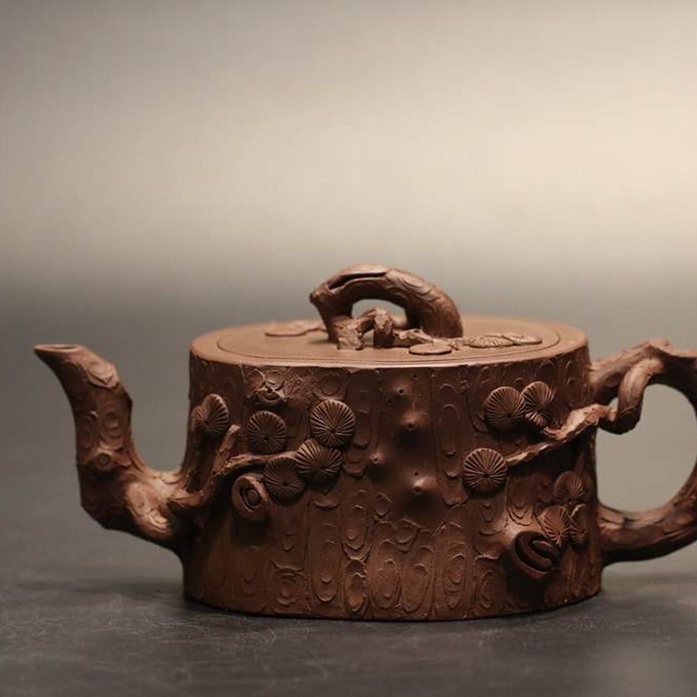 范爱娟作品-全手工松段四号井底槽青 Fully Handmade Dicaoqing Pine Tree Trunk Yixing Teapot by Fan Aijuan, 300ml