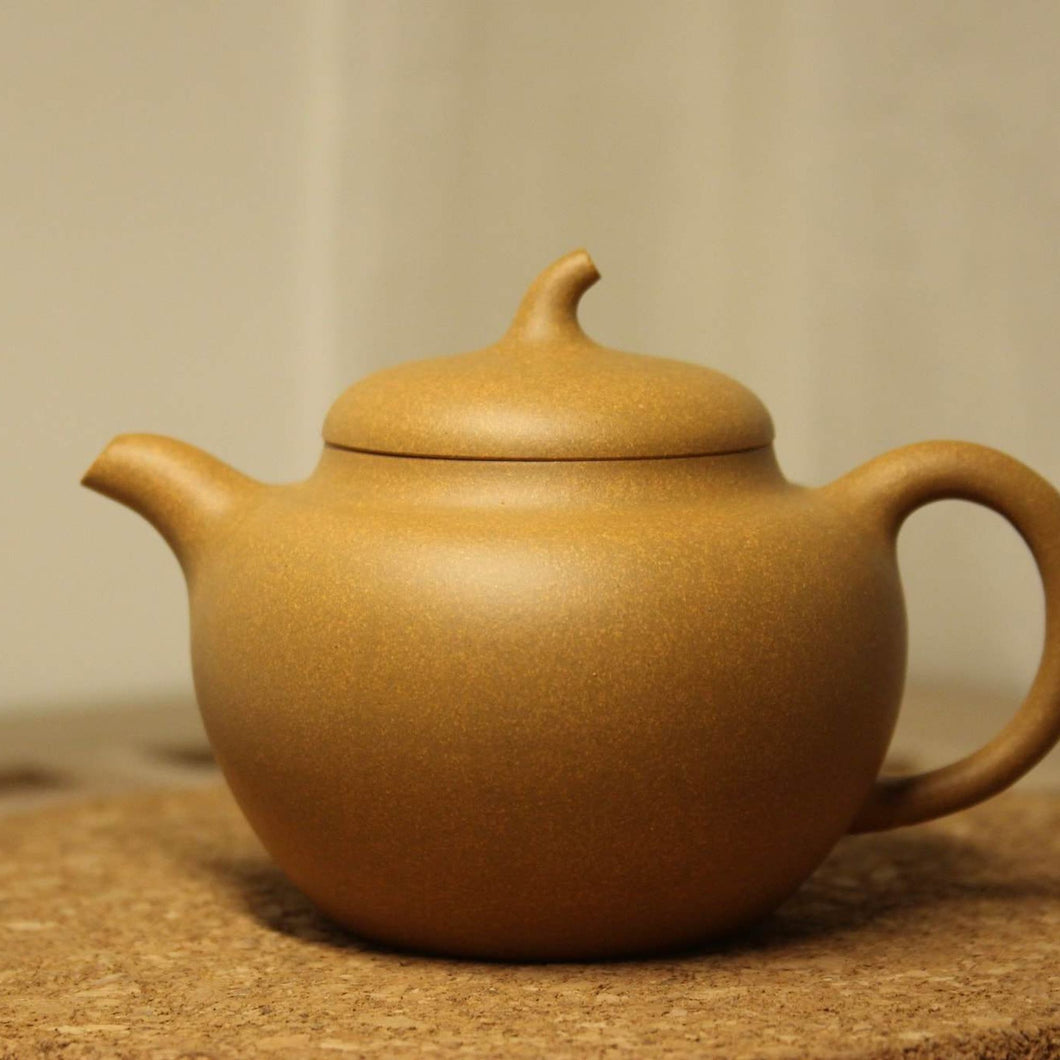 Huangjin Duan 黄金段 Qieduan Yixing Teapot, 180ml