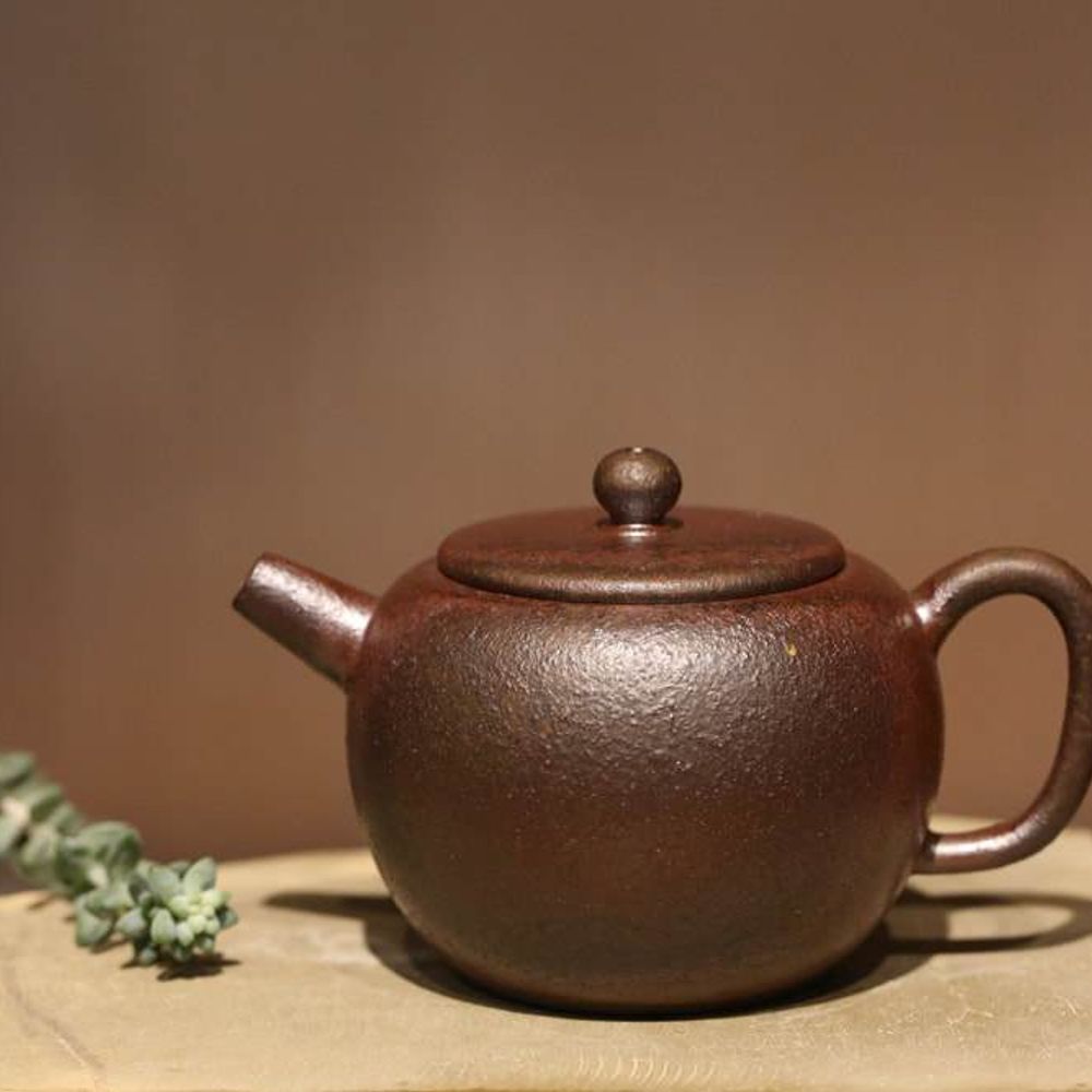 Wood Fired Dicaoqing 底槽青 HengYu Lotus Seed Yixing Teapot, 190ml