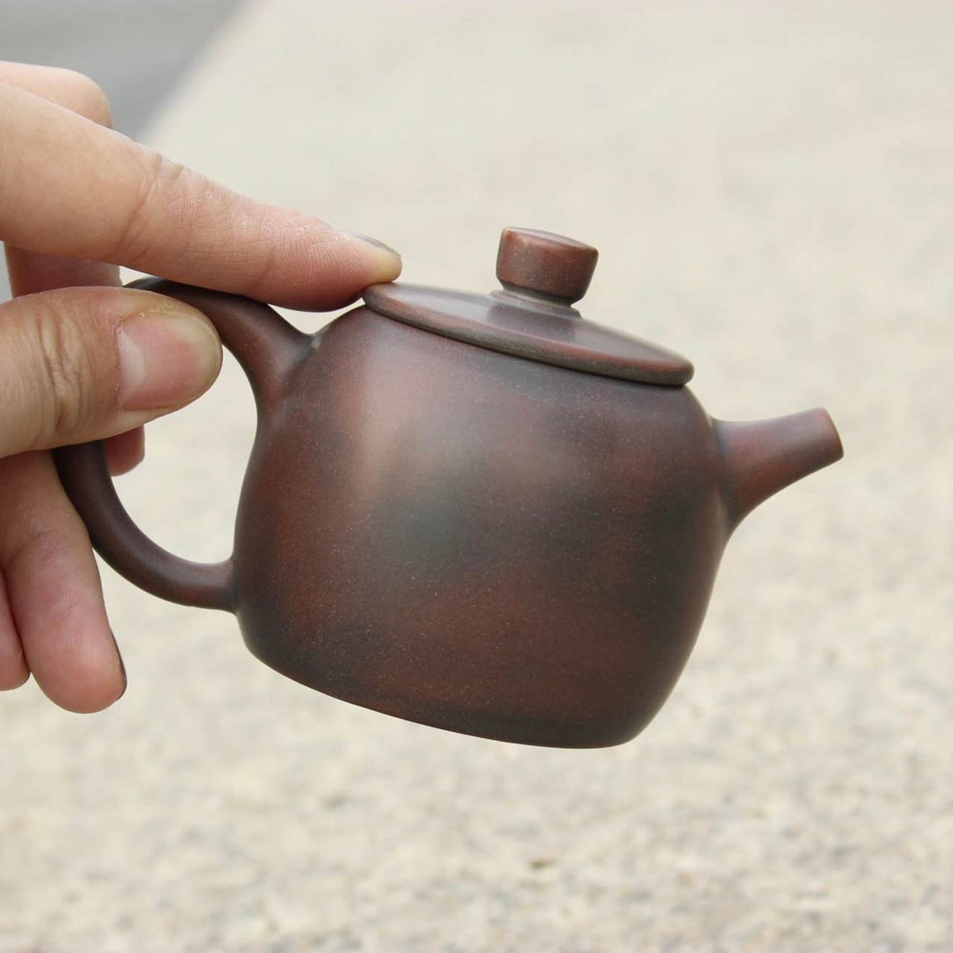 100ml Small Mulan Nixing Teapot by Zhou Yujiao