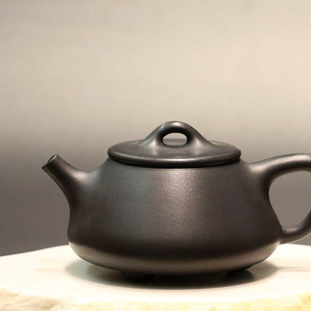 Heini (Wuhui Dicaoqing) Shipiao Yixing Teapot, 焐灰底槽青壶，220ml