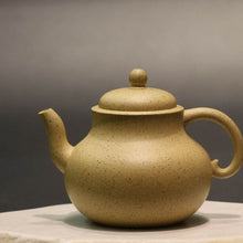 Load image into Gallery viewer, Zhima lüni Gourd Yixing Teapot, 芝麻绿泥葫芦壶, 190ml
