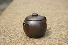 Load image into Gallery viewer, Wood Fired Dicaoqing 底槽青 Julunzhu Yixing Teapot, 130ml
