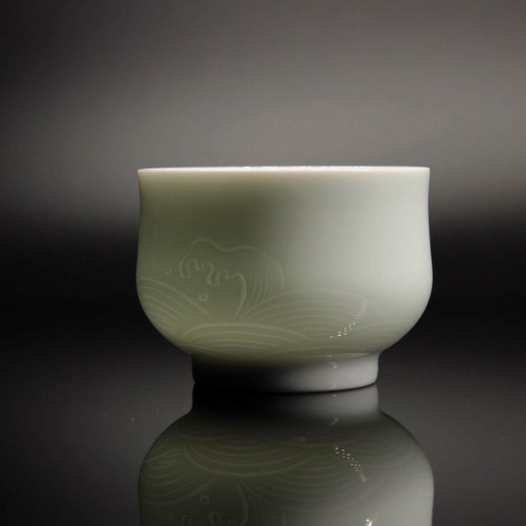 80ml YingQing 影青 Wave Pattern Curvy Porcelain Tea Cup